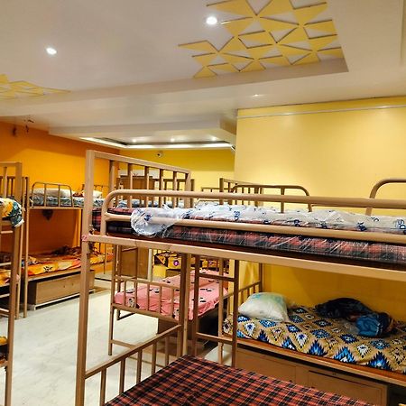 Sri Durga Jatri Nibasa Albergue Brahmapur Exterior foto