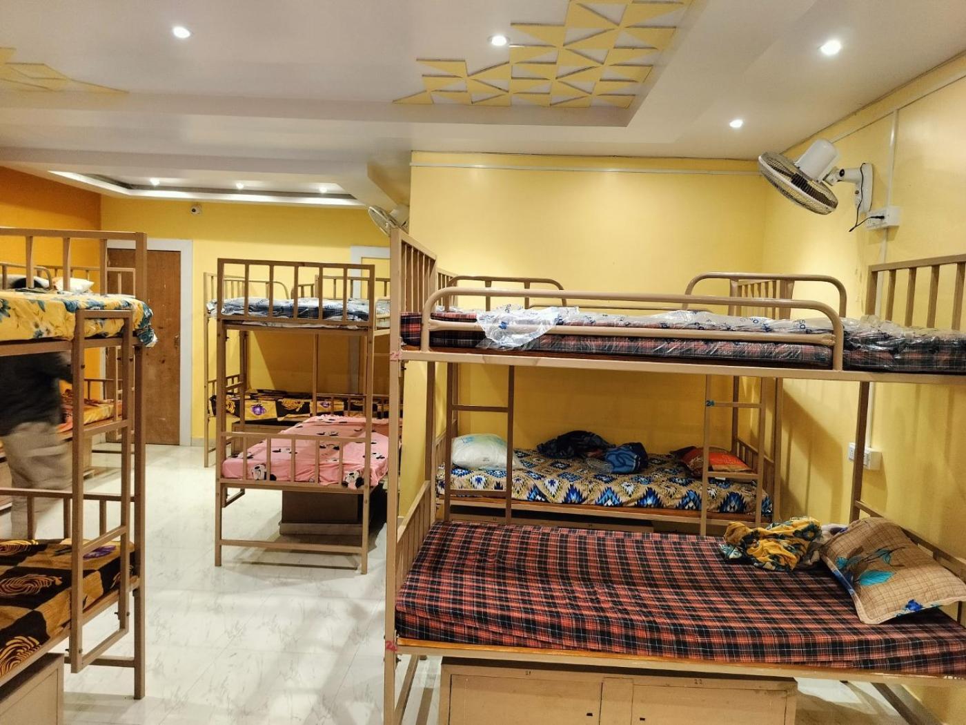 Sri Durga Jatri Nibasa Albergue Brahmapur Exterior foto